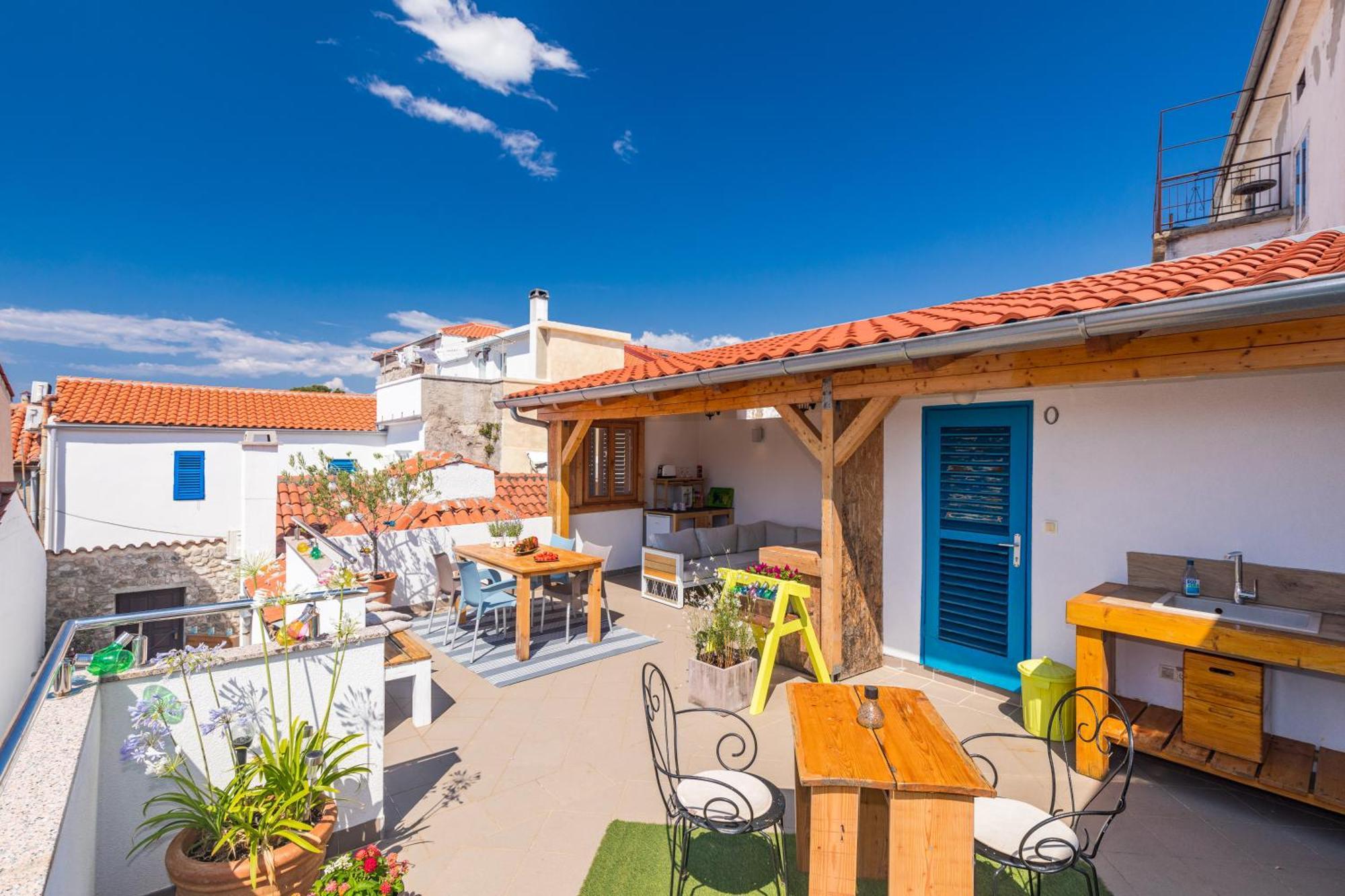Apartamento Yvonne Krk Town Exterior foto