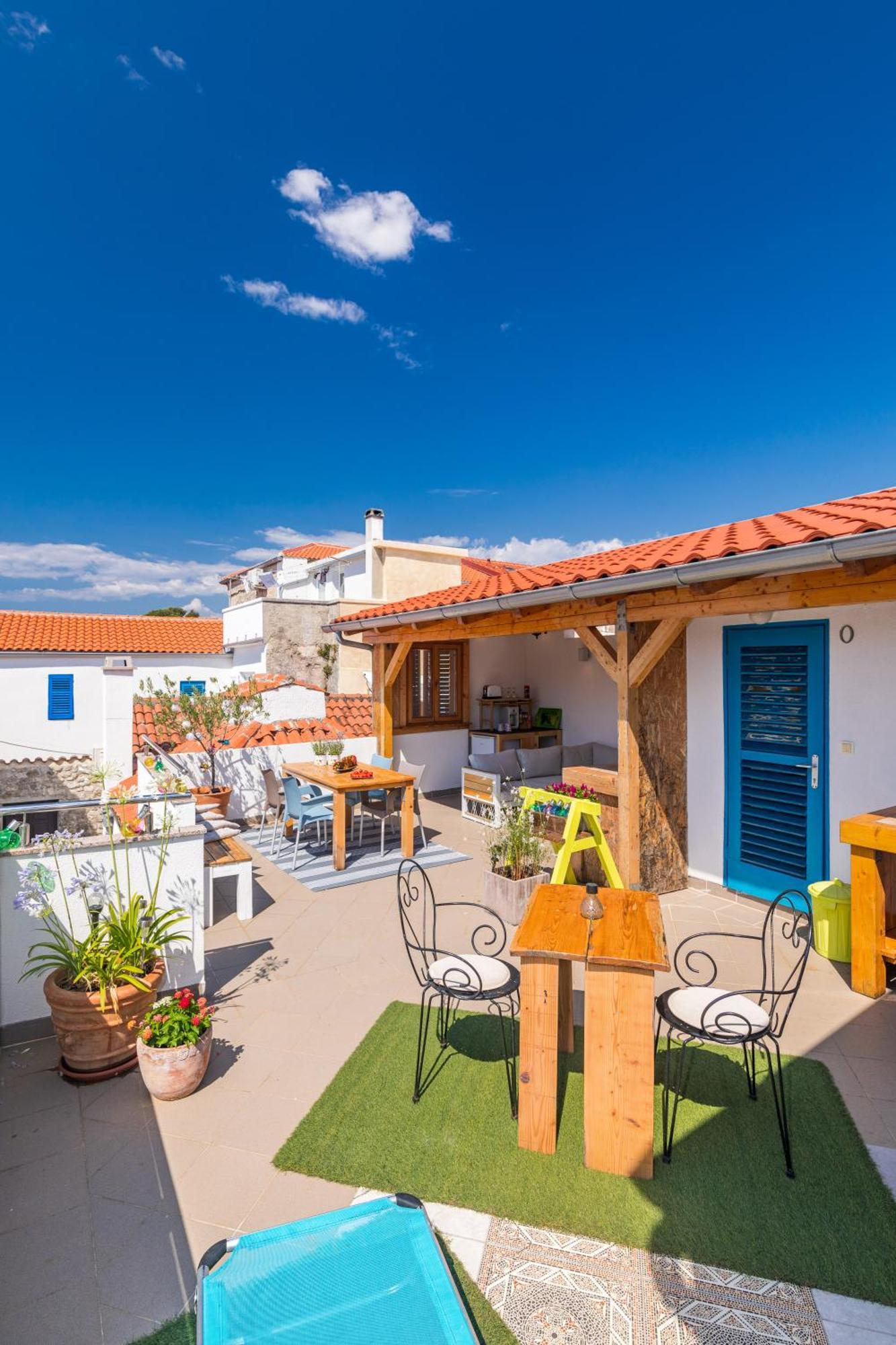 Apartamento Yvonne Krk Town Exterior foto