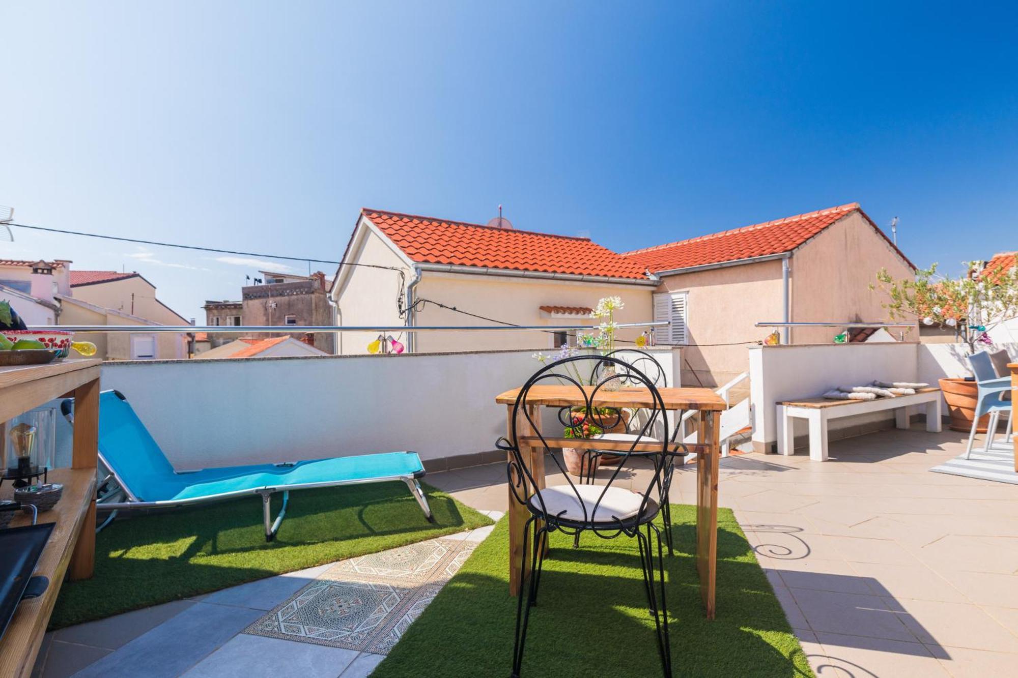 Apartamento Yvonne Krk Town Exterior foto